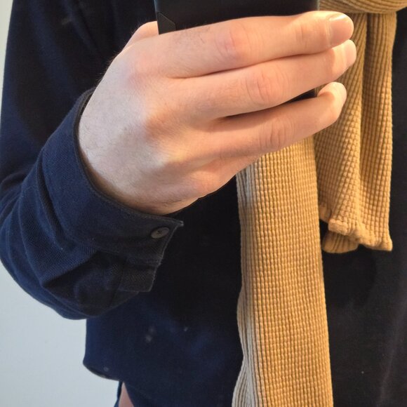 NWOT American Trench Cotton thermal scarf in Camel - Picture 7 of 8